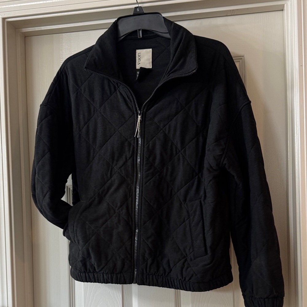 Black Quilted Vuori Zip-Up bomber Jacket